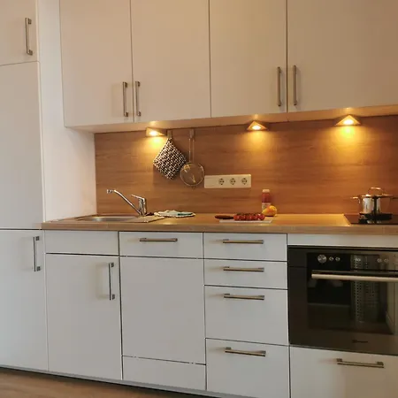 Kaiserhof 61 *